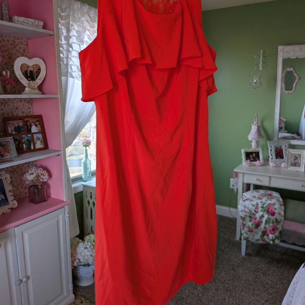 Elegant Red Women's Dress